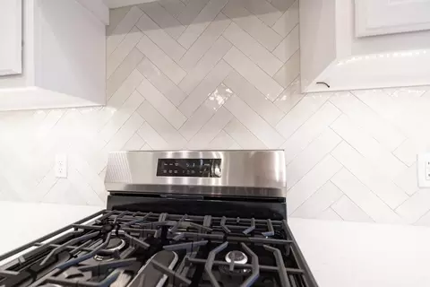Kitchen - 2800 Heather Hvn, Moore, OK 73160 photo 2 of 17