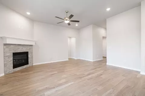 Living - 2800 Heather Hvn, Moore, OK 73160 photo 13 of 16
