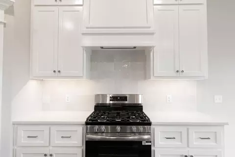 Kitchen - 2800 Heather Hvn, Moore, OK 73160 photo 8 of 17