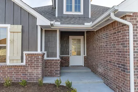 Exterior - 2800 Heather Hvn, Moore, OK 73160 photo 40 of 51