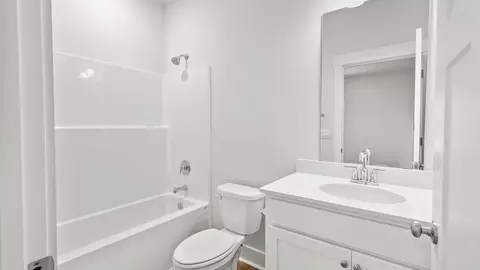 Bath - 4764 Eider Rd, Pace, FL 32571 photo 3 of 5