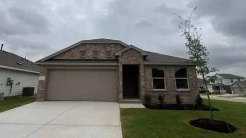 504 Babbling Brook Dr, Ponder, TX 76259