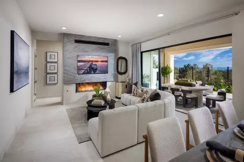420 Milpas, Irvine, CA 92602