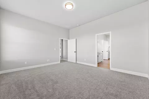 Bedroom - 19500 Ridgeview Rd, Spring Hill, KS 66083 photo 1 of 8