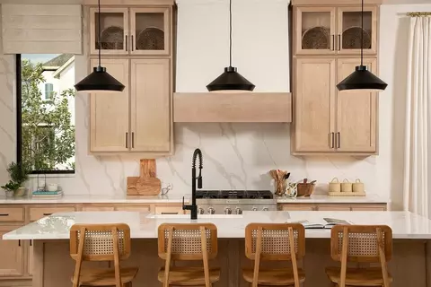 Kitchen - 153 Mineral River Loop, Kyle, TX 78640 photo 5 of 7