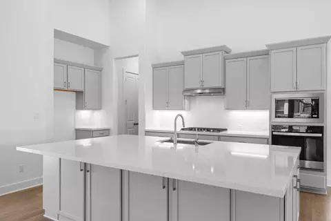 Kitchen - 153 Mineral River Loop, Kyle, TX 78640 photo 3 of 7