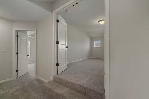 Entry Way - 436 Lakeview Way, Lagrange, GA 30241 photo 3 of 4