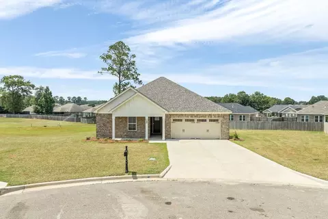 Exterior - 109 Wellesley Dr, Dothan, AL 36301 photo 3 of 4