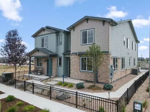 2367 Harlequin Pl, Johnstown, CO 80534