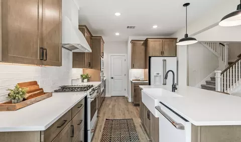 12114 Upper Meadows Ave, Mont Belvieu, TX 77535