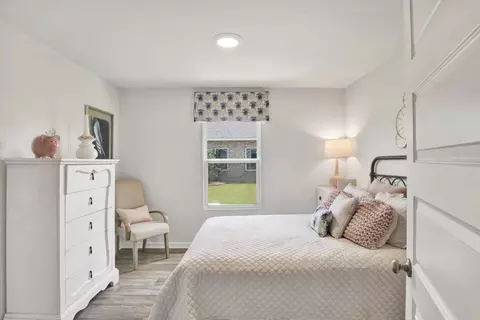 Bedroom - Laurelbrooke Loop, Fairhope, AL 36532 photo 3 of 9