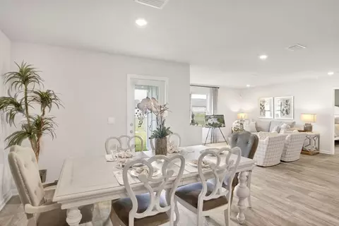 Dining - Laurelbrooke Loop, Fairhope, AL 36532 photo 1 of 2