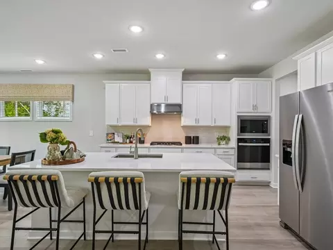Kitchen - 122 Gilded Eagle Ave, Clayton, NC 27520 photo 4 of 6