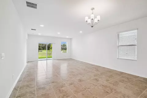 Living - 4969 Eagle Rock Dr, Wimauma, FL 33598 photo 1 of 1