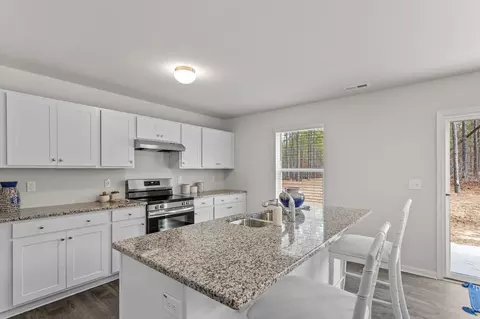 Kitchen - 3020 Emberly Dr, Roebuck, SC 29376 photo 2 of 9
