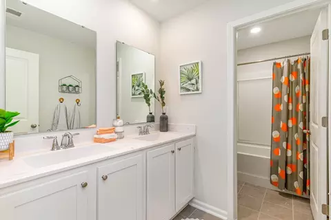 Bath - 2600 Riverboat Way, Conway, SC 29526 photo 4 of 6