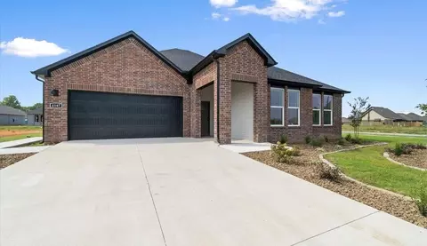 5240 Annika Ave, Springdale, AR 72762