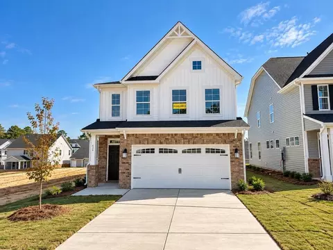 636 Thunder Gulch Ave, Lexington, SC 29073