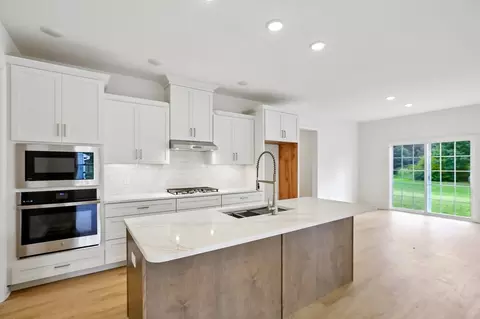Kitchen - 440 Parkside Way, Lititz, PA 17543 photo 3 of 7
