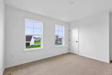 Bedroom - 440 Parkside Way, Lititz, PA 17543 photo 2 of 6