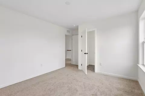 Bedroom - 440 Parkside Way, Lititz, PA 17543 photo 5 of 6