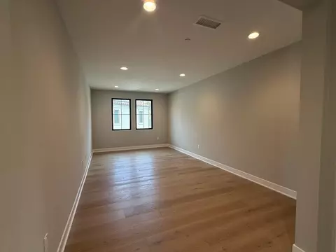 Living - 417 Ambrose, Irvine, CA 92602 photo 2 of 5
