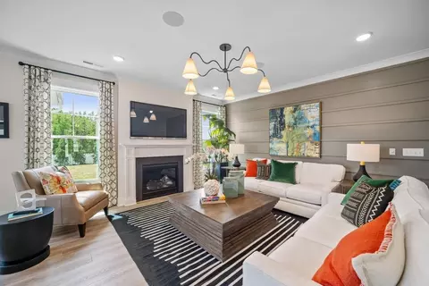 Living - 12168 Ava Ln, Windsor, VA 23487 photo 2 of 3