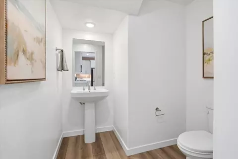 Bath - 1718 Autumn Sage Pl, Lompoc, CA 93436 photo 1 of 3