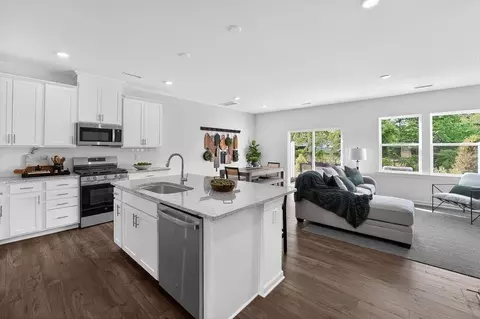 Kitchen - 500 Oak Reserve Dr UNIT 103, Garner, NC 27529 photo 6 of 8