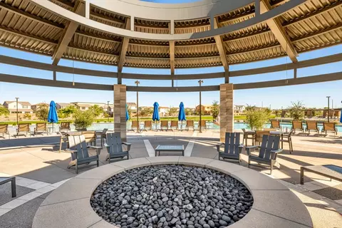 View/Area - 1434 E Coconino Way, Gilbert, AZ 85298 photo 7 of 14