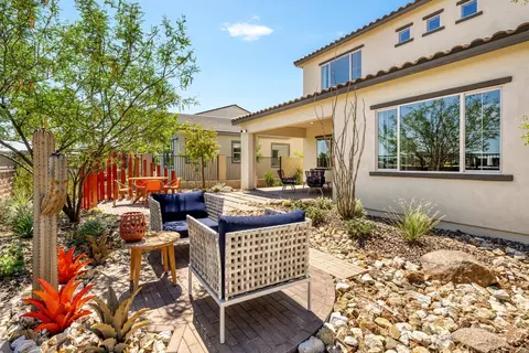 Exterior - 1434 E Coconino Way, Gilbert, AZ 85298 photo 4 of 9