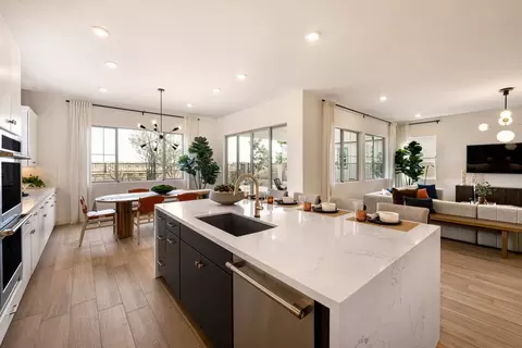 Kitchen - 1434 E Coconino Way, Gilbert, AZ 85298 photo 3 of 5
