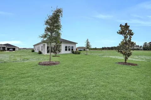 Exterior - 636 Knotted Birch Ave, Saint Augustine, FL 32092 photo 7 of 9