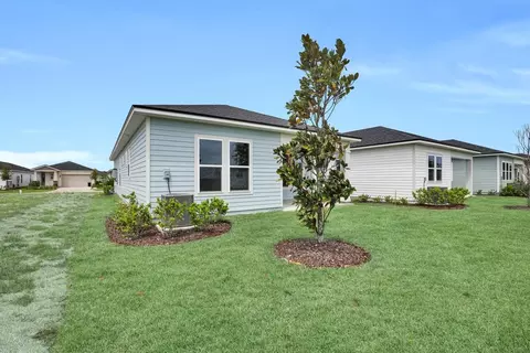 Exterior - 636 Knotted Birch Ave, Saint Augustine, FL 32092 photo 5 of 9