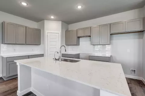 Kitchen - 5526 Franklin Hls, Von Ormy, TX 78073 photo 2 of 8