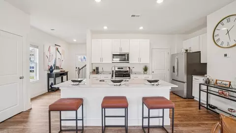7 Morsel Ct, Johnson City, TN 37615