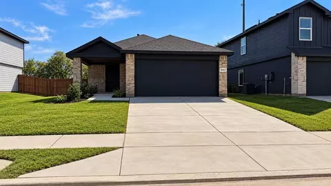 4117 Woodhill Bend Dr, Crowley, TX 76036