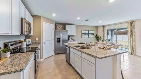 Kitchen - 4982 Eagle Rock Dr, Wimauma, FL 33598 photo 1 of 4