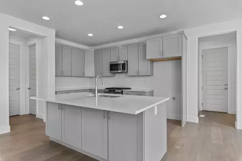Kitchen - 6792 N Desert Crk, Eagle Mountain, UT 84005 photo 2 of 3