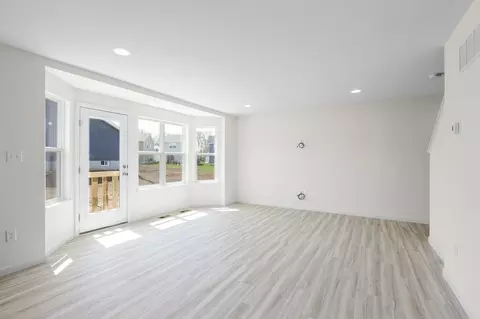 Living - 1505 Denmark Rd, Union, MO 63084 photo 2 of 13
