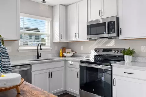 Kitchen - 1505 Denmark Rd, Union, MO 63084 photo 18 of 20