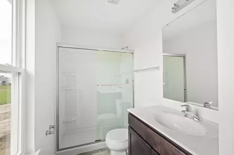 Bath - 1505 Denmark Rd, Union, MO 63084 photo 4 of 12