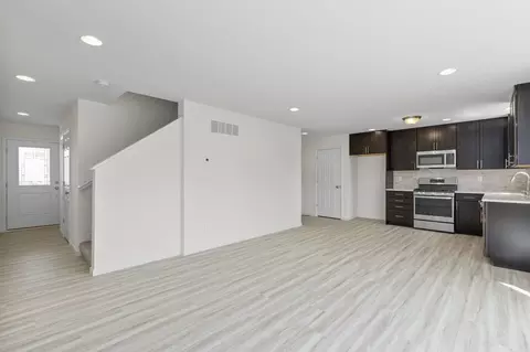 Entry Way - 1505 Denmark Rd, Union, MO 63084 photo 1 of 17
