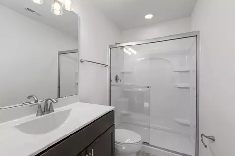 Bath - 1505 Denmark Rd, Union, MO 63084 photo 3 of 12