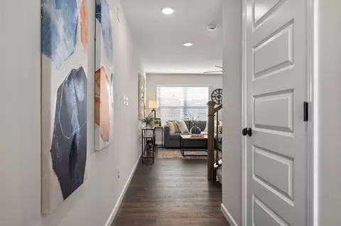Entry Way - 1505 Denmark Rd, Union, MO 63084 photo 14 of 17
