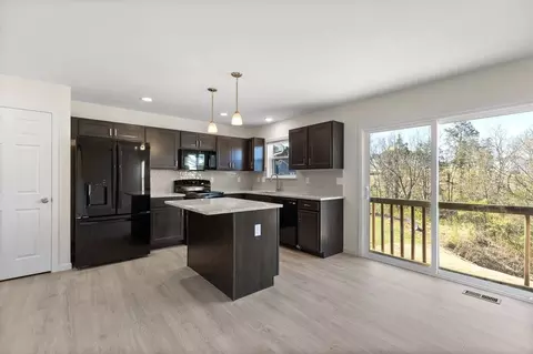 Kitchen - 1505 Denmark Rd, Union, MO 63084 photo 6 of 20