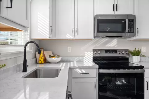 Kitchen - 1505 Denmark Rd, Union, MO 63084 photo 19 of 20