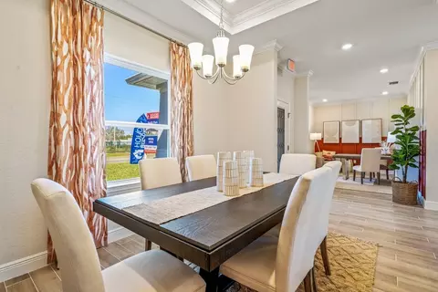 Dining - 4502 Lee Blvd, Lehigh Acres, FL 33976 photo 2 of 2