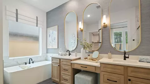 Bath - 2032 Persimmon Cove Ct, Katy, TX 77493 photo 3 of 4