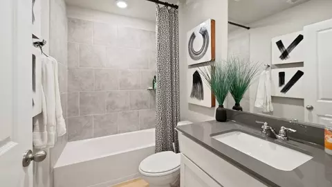 Bath - 2665 Fremont Ct, Bryan, TX 77807 photo 3 of 5